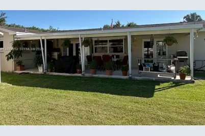 18543 SW 91st Ave, Cutler Bay, FL 33157 - Photo 5