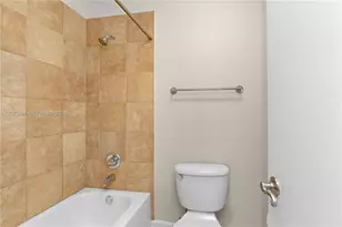 10105 W Sunrise Blvd, Plantation, FL 33322 - Photo 21