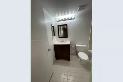 [Address not provided], Oakland Park, FL 33309 - Photo 11