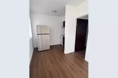 2052 SW 7th St #4, Miami, FL 33135 - Photo 3