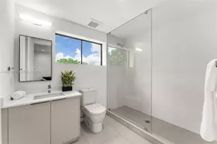 721 SW 11th St, Miami, FL 33129 - Photo 13