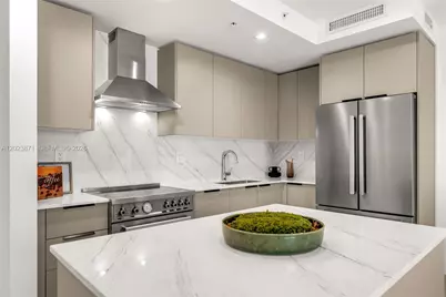 721 SW 11th Street #E, Miami, FL 33129 - Photo 9