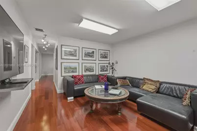 [Address not provided], Fort Lauderdale, FL 33304 - Photo 13