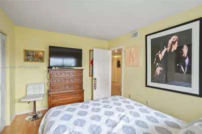 21300 San Simeon Way #N5, Miami, FL 33179 - Photo 13