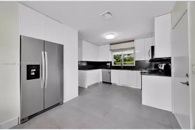 6610 Santona St, Coral Gables, FL 33146 - Photo 13