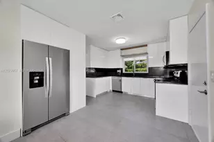 6610 Santona St, Coral Gables, FL 33146 - Photo 13