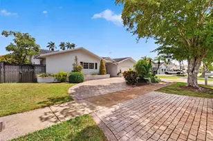 [Address not provided], Miami, FL 33186 - Photo 3