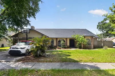 10300 Yorkmere Ct, Orlando, FL 32817 - Photo 1