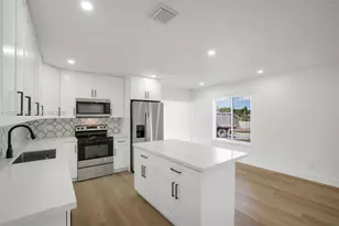 7971 NW 179th St, Hialeah, FL 33015 - Photo 7