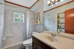 8461 SW 68th St Rd, Miami, FL 33143 - Photo 13