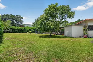 8461 SW 68th St Rd, Miami, FL 33143 - Photo 11