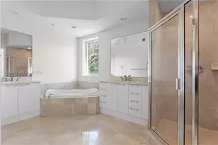 15051 Royal Oaks Ln, North Miami, FL 33181 - Photo 23
