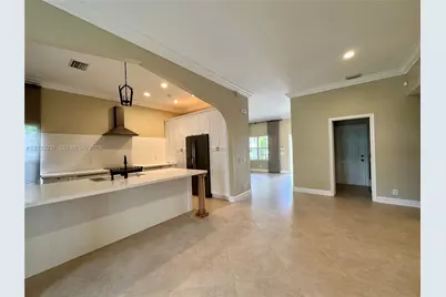 953 Tanglewood Cir #953, Weston, FL 33327 - Photo 5