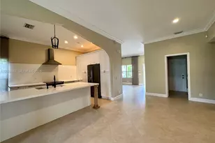 953 Tanglewood Cir, Weston, FL 33327 - Photo 5