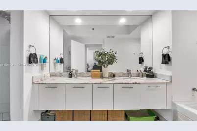[Address not provided], Miami, FL 33131 - Photo 15