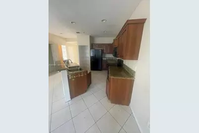 2004 Marsh Harbor Dr, Riviera Beach, FL 33404 - Photo 11