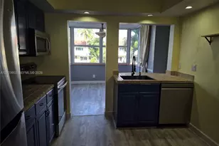 16565 NE 26th Ave, North Miami Beach, FL 33160 - Photo 7