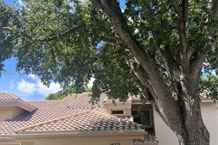 16373 Malibu Dr, Weston, FL 33326 - Photo 3