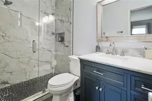 201 NW 106th Terrace, Pembroke Pines, FL 33026 - Photo 17