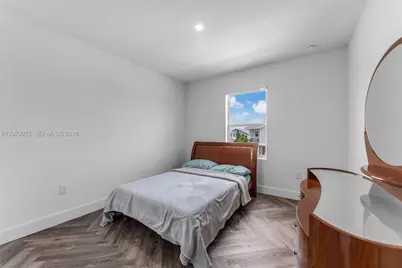 914 SE 18th St, Homestead, FL 33034 - Photo 11