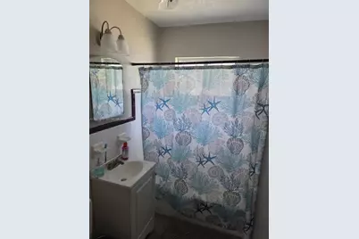 1524 NW 12th Ter, Fort Lauderdale, FL 33311 - Photo 11