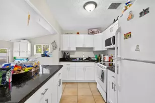 1524 NW 12th Terrace, Fort Lauderdale, FL 33311 - Photo 7