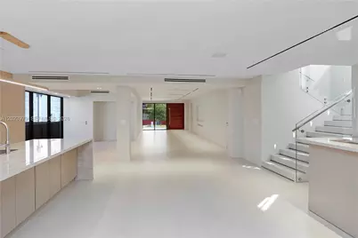 330 SW 19th Rd, Miami, FL 33129 - Photo 15