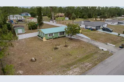 1313 E Cleveland Ave, Lehigh Acres, FL 33972 - Photo 13