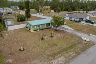 1313 E Cleveland Ave, Lehigh Acres, FL 33972 - Photo 13