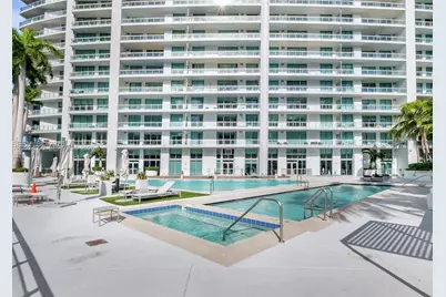 90 SW 3rd St #1811, Miami, FL 33130 - Photo 9