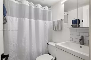 8701 SW 141st St, Palmetto Bay, FL 33176 - Photo 15