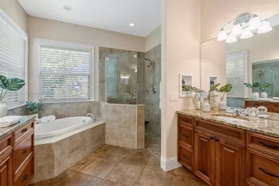 3502 W Cherokee Ave, Tampa, FL 33611 - Photo 15