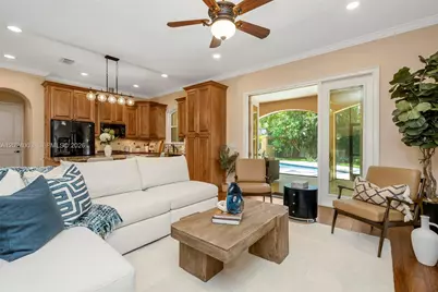 3502 W Cherokee Ave, Tampa, FL 33611 - Photo 9