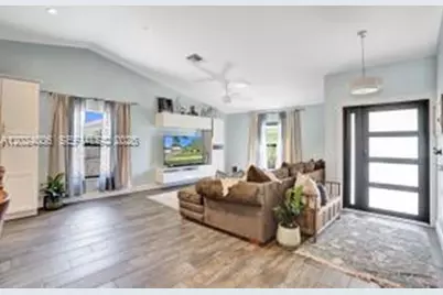 1020 SW 124th Way, Davie, FL 33325 - Photo 17
