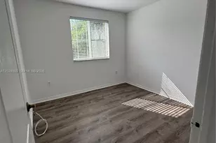 8936 W Flagler St, Miami, FL 33174 - Photo 17