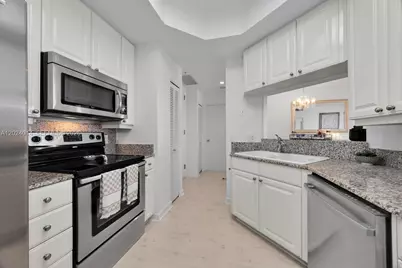 888 Brickell Key Dr #1001, Miami, FL 33131 - Photo 9