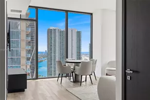 20 NE 11th 20 NE 11th St, Miami, FL 33132 - Photo 9