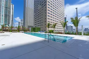 335 S Biscayne Blvd, Miami, FL 33131 - Photo 15