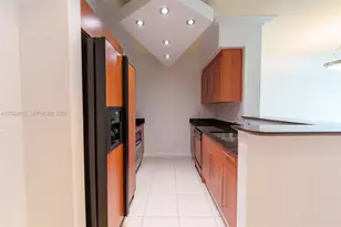 335 S Biscayne Blvd, Miami, FL 33131 - Photo 5