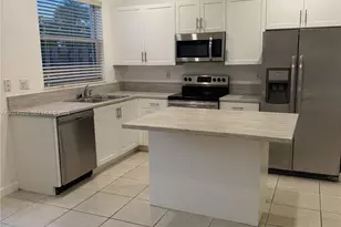 2731 SE 15th St, Homestead, FL 33035 - Photo 3