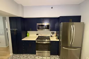 3215 NE 184th St, Aventura, FL 33160 - Photo 11