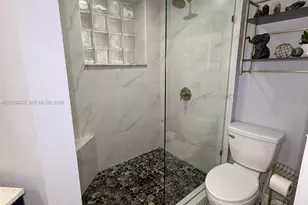 3215 NE 184th St, Aventura, FL 33160 - Photo 21