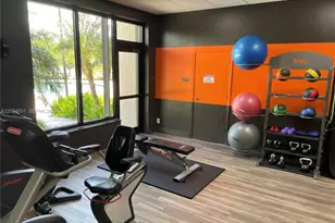 90 Edgewater Dr, Coral Gables, FL 33133 - Photo 27