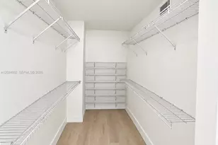 1155 Brickell Bay Dr, Miami, FL 33131 - Photo 17