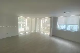 1155 Brickell Bay Dr, Miami, FL 33131 - Photo 7