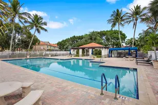 850 Sorrento Dr, Weston, FL 33326 - Photo 27