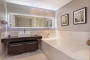 17121 Collins Ave, Sunny Isles Beach, FL 33160 - Photo 29