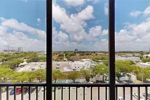 20100 W Country Club Dr, Aventura, FL 33180 - Photo 35