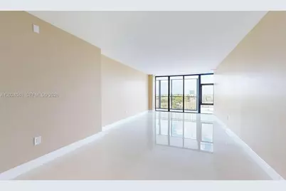 20100 W Country Club Dr #801, Aventura, FL 33180 - Photo 3