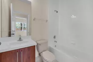 2511 SE 15th Ct, Homestead, FL 33035 - Photo 13